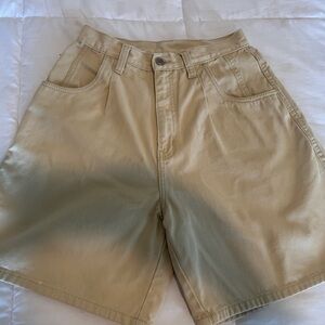 Vintage pleated Bill Blass Jean shorts